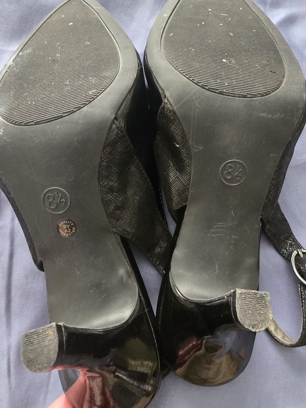 East 5th Black Pointed-Toe Slingback Heels - Picture 4 of 4